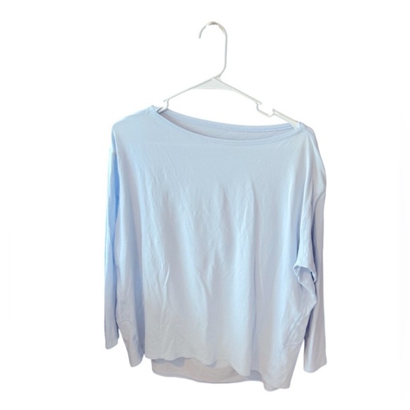 Lululemon Back In Action Long Sleeve Shirt Glacier Ice Blue Women’s Large. - Picture 2 of 3